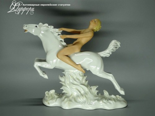 Купить фарфоровую статуэтку Schaubach Kunst Амазонка